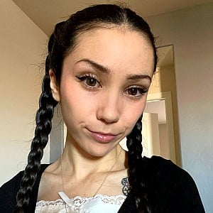 Lexi Poll