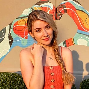Lexie Grace Carlson