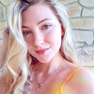 Lexie Grace Carlson