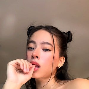 Leyla Grey