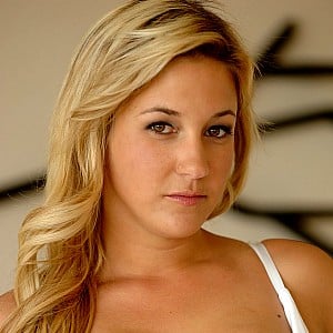 Lia19