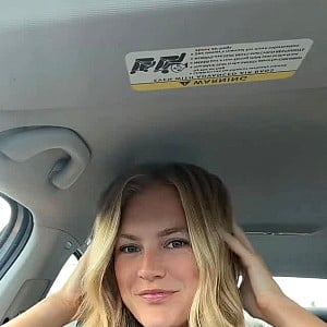 Libby Crist