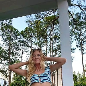 Libby Crist