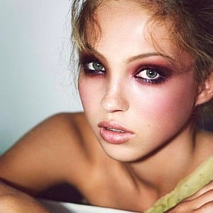 Lila Moss