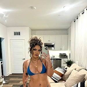 Lilchrrybomb