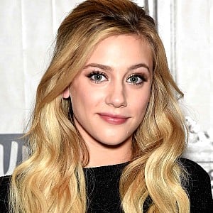 Lili Reinhart
