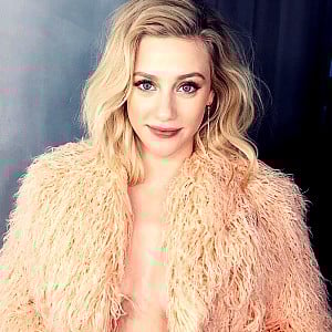 Lili Reinhart