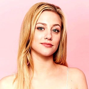 Lili Reinhart