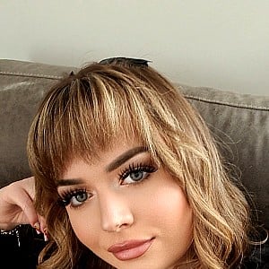Lilly Grey