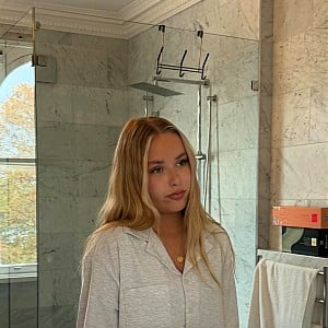 Lily Cohen