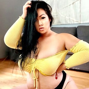 Lily Le