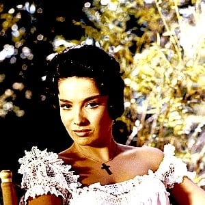 Linda Cristal