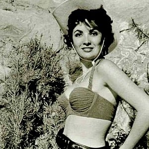 Linda Cristal