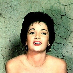 Linda Cristal