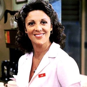 Linda Lavin