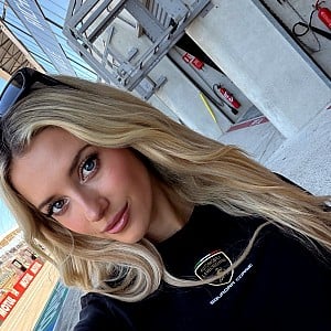 Lindsay Brewer