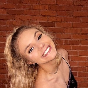 Lindsay Kaine
