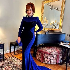 Lisa Ann Walter