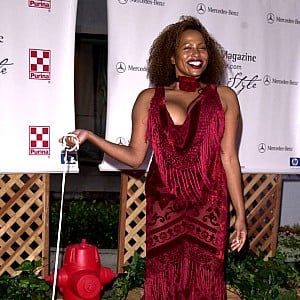 Lisa Nicole Carson