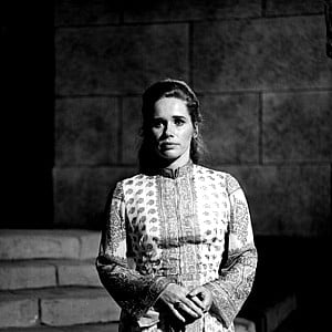 Liv Ullmann