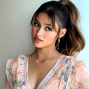 Liza Soberano