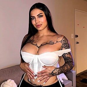 Lizmar Flores