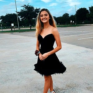 Lizzy Greene