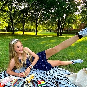Lizzy Greene