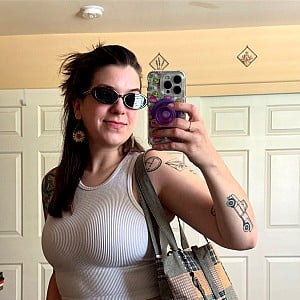 Lizzy Jones