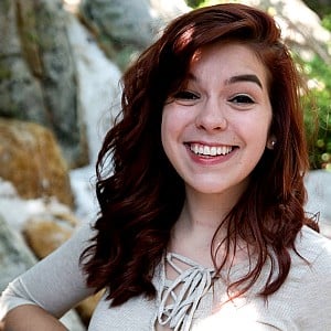 Lizzy Jones