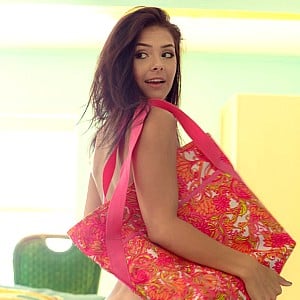 Lola Sinclair