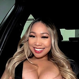 Lola Valentine