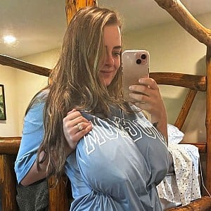 Lorelei Wilfong