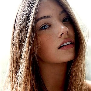 Lorena Rae