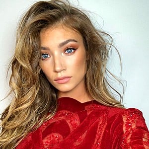 Lorena Rae