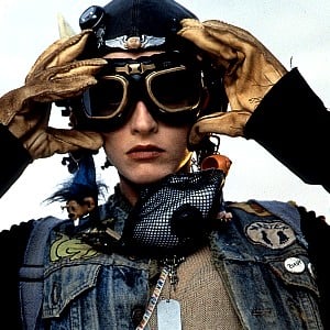 Lori Petty