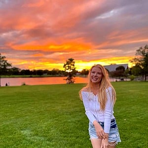 Louise ASMR