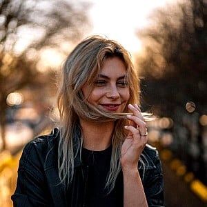 Louise Locqueneux