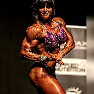 Louise Plumb