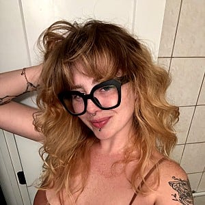 Lucy Foxx (Blonde)