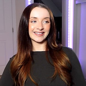 Lucy J Robyn
