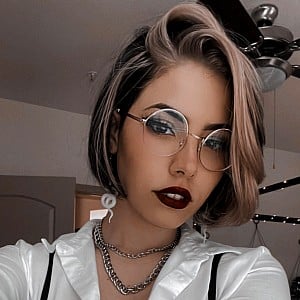 Luna Bloom ASMR
