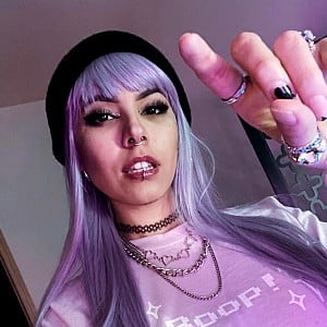 Luna Bloom ASMR
