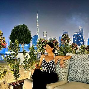Luna Mansour
