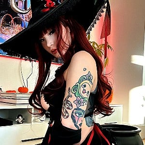 Lynie Nicole