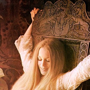 Lynn Carey