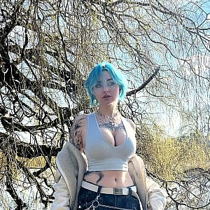 Lyra Crow