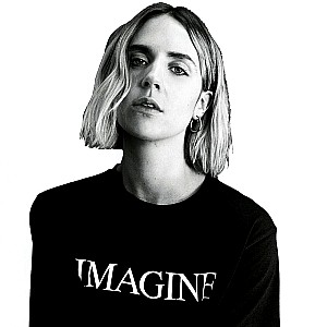 MO (singer)