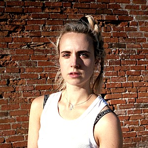 MO (singer)