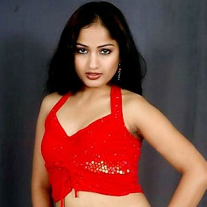 Maadhavi Latha